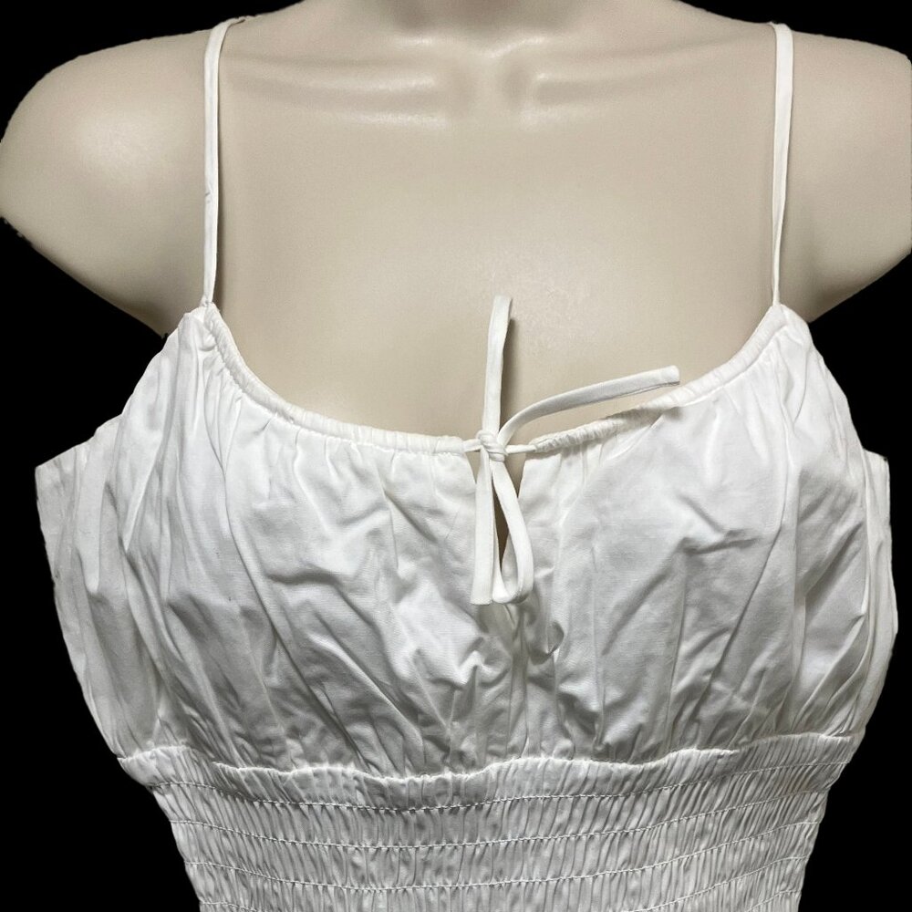 NWT Wayf White Halter Top Size: Large